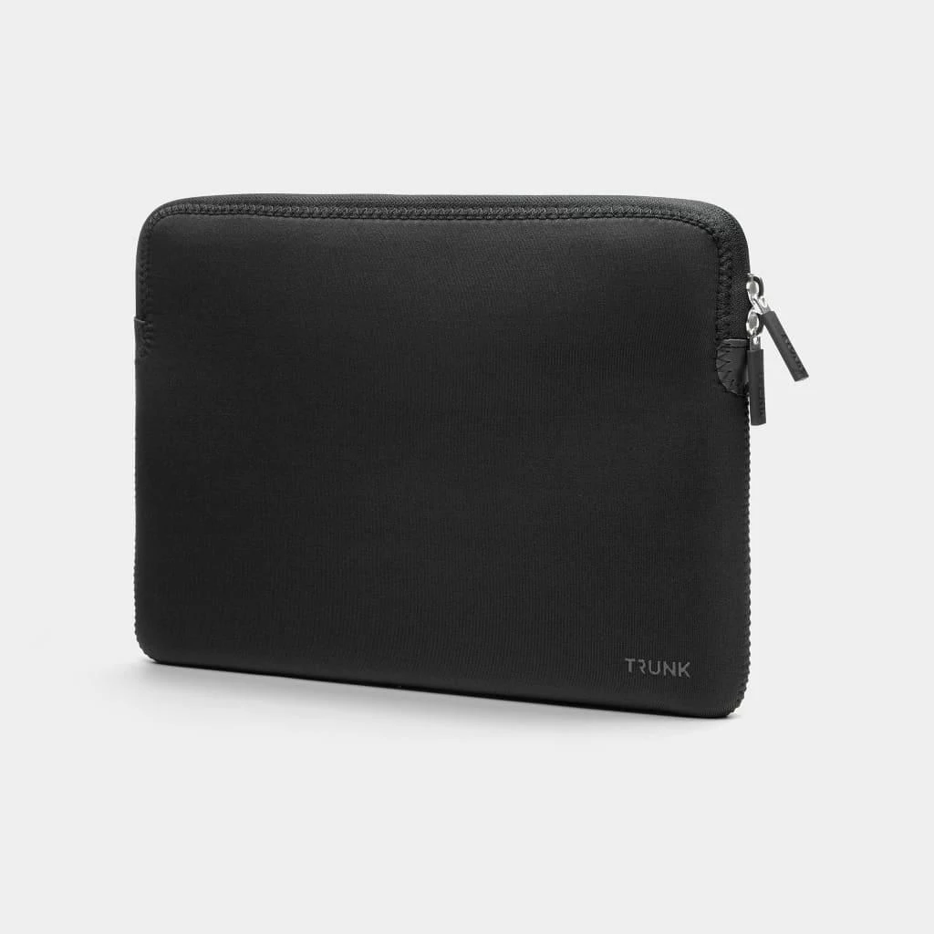 Trunk Neoprēna MacBook 16 Maciņš (melns)