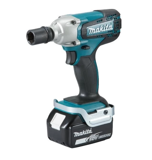 Triecējuzgriežņu atslēga Makita 18V DTW190RFJ 190Nm