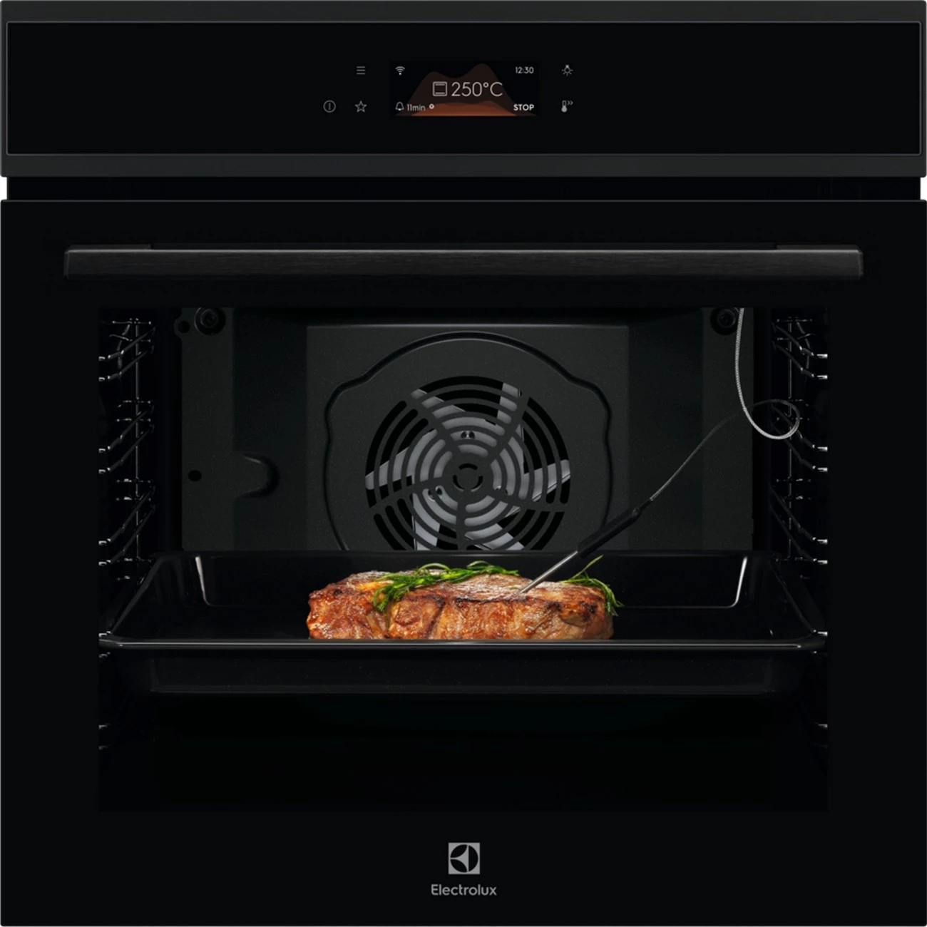Iebūvējamā cepeškrāsns Electrolux EOE8P39H melna, pirolītiskā