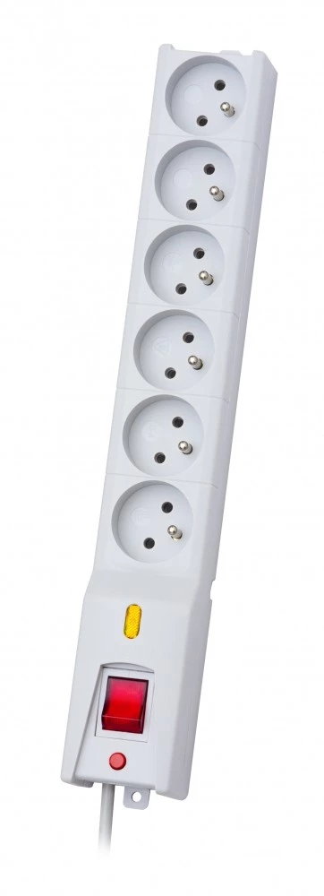 Lestar LX 610 pārsprieguma aizsardzības pagarinātājs