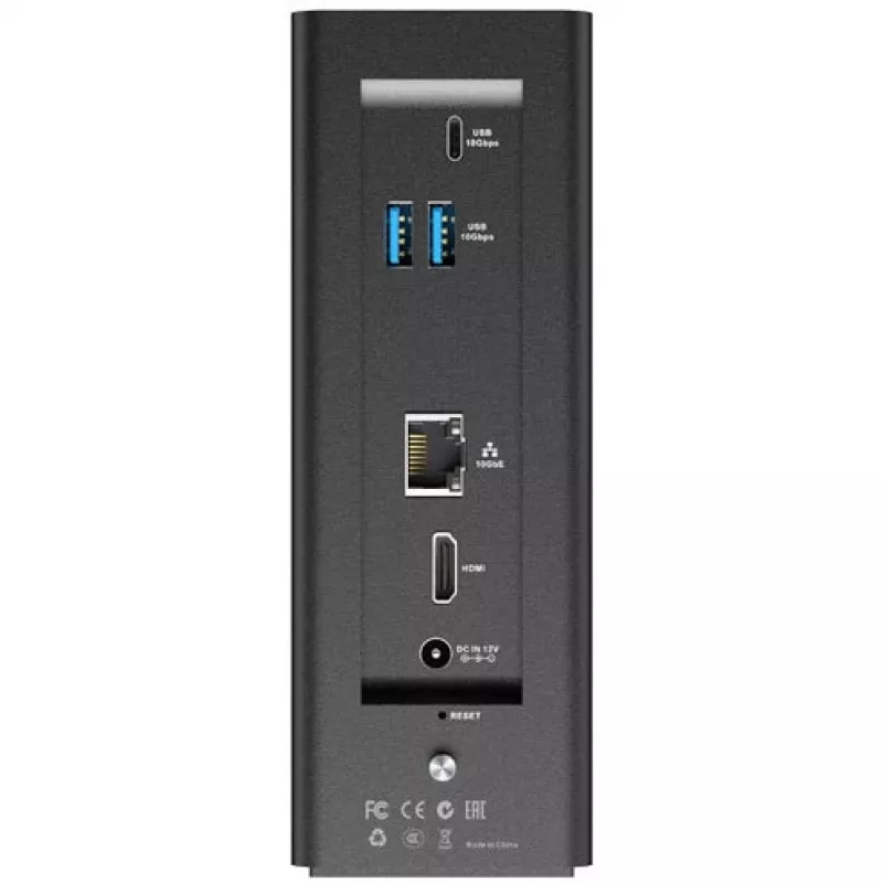 TerraMaster F8 SSD PLUS NAS/serveris Desktop Intel® Core™ i3 i3-N305 16 GB DDR5 Melns