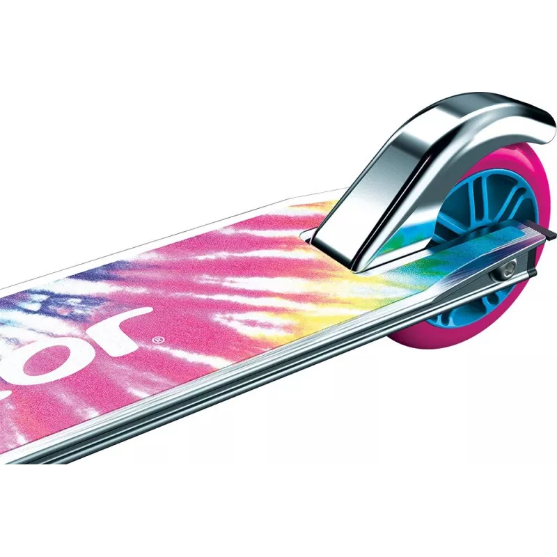 Bērnu skrejritenis Razor A Tie-Dye — alumīnija salokāms 2-riteņu skrejritenis, regulējams stūres augstums, ABEC-5, maks. slodze 65 kg