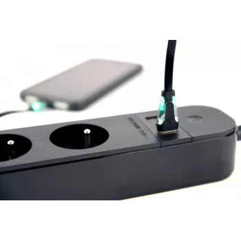 Pagarinātājs GEMBIRD TSL-PS-F4U-02 ar 4 PL kontaktligzdām un USB lādētāju, melns