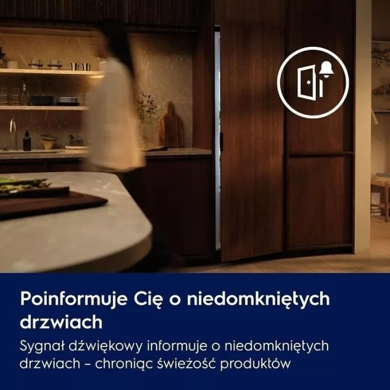 Iebūvējamais ledusskapis-salvētava Electrolux ENS3SE18S — nerūsējošais tērauds, augšējā saldētava, atgriezeniskas durvis, energoklase E