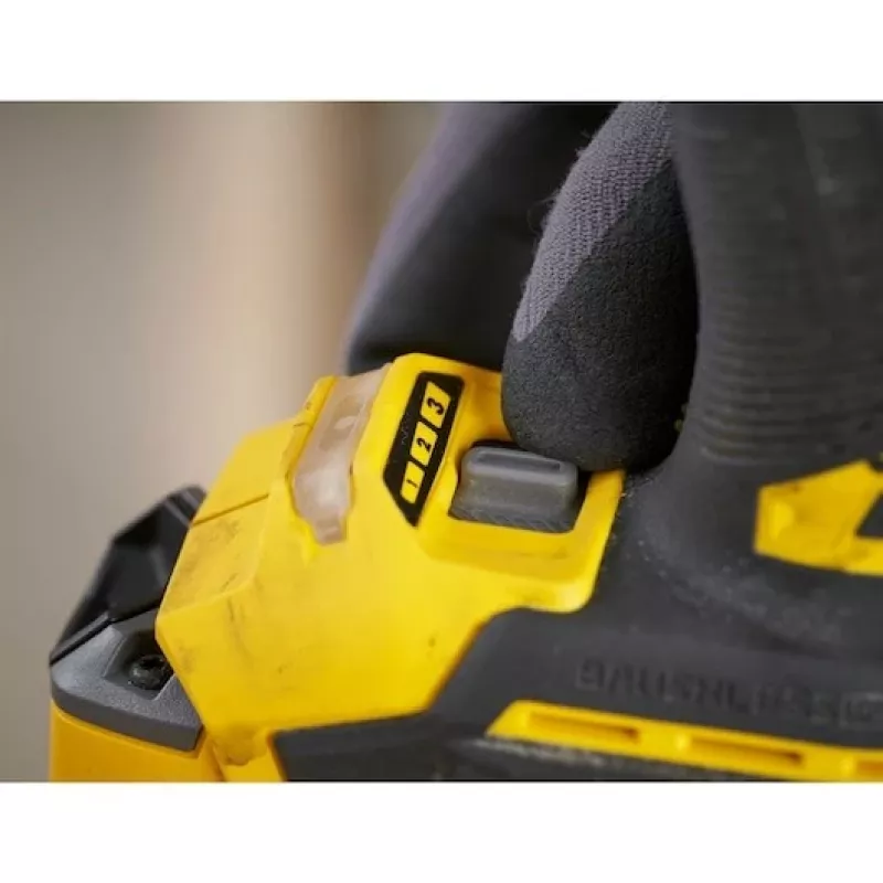 Triecējuzgriežņu atslēga Stanley FATMAX SFMCF830B-XJ 3200 apgr./min Melna Dzeltena