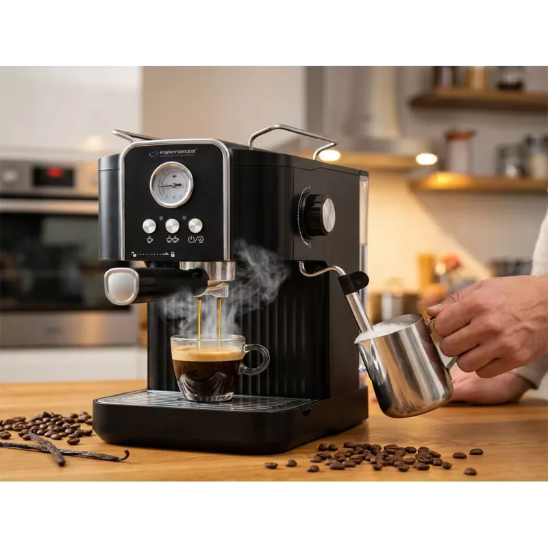 Kafijas automāts ESPERANZA EKC010 — 1.8 L ūdens tvertne, 850 W, 20 bāri, iebūvēts piena putotājs