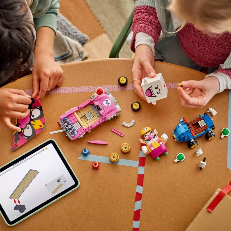 LEGO konstruktors 72038 Super Mario Mario Kart Wario King Buu Huu – figūras un trases elementi