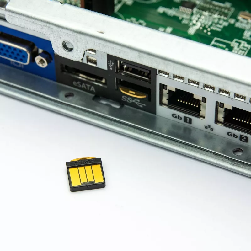 YubiHSM 2 v2.4 Aparatūras drošības modulis USB-A Melns 12mm x 13mm x 3.1mm