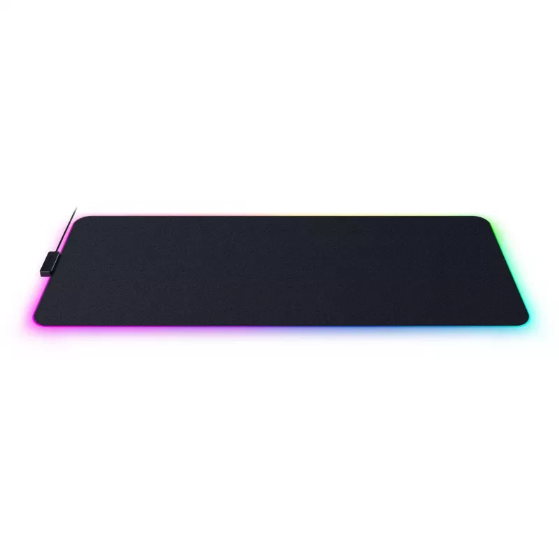 Spēļu peles paliktnis Razer Strider Chroma – poliestera virsma, 370×900 mm, melns, daudzkrāsu fona apgaismojums