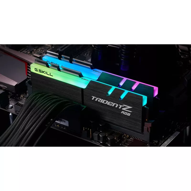 G.Skill Trident Z RGB 16 GB DDR4-4000 (2x 8 GB) Dual-Kit, F4-4000C18D-16GTZRB, melna