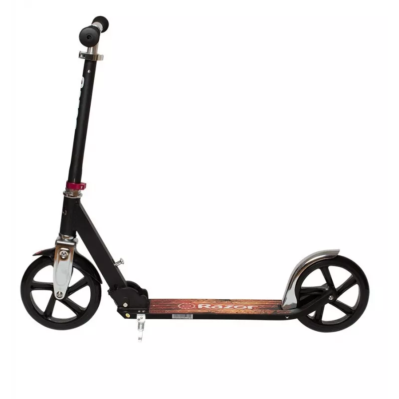 Skrejritenis Razor A5 Lux — alumīnijs, 20 cm poliuretāna riteņi, salokāms, regulējams augstums, maks. slodze 100 kg, melns