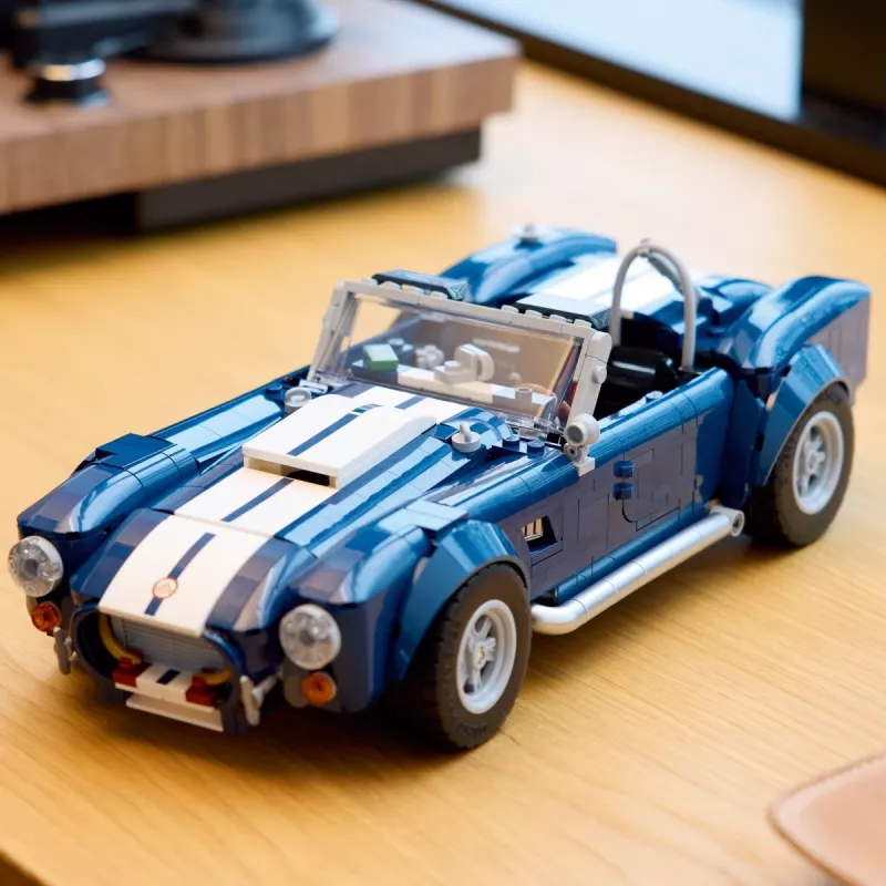 LEGO Icons 10357 Shelby Cobra 427 S/C