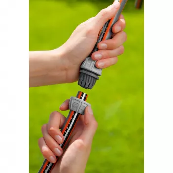 Šļūtenes remonta savienotājs GARDENA 18232-20 13 mm – 15 mm šļūtenēm