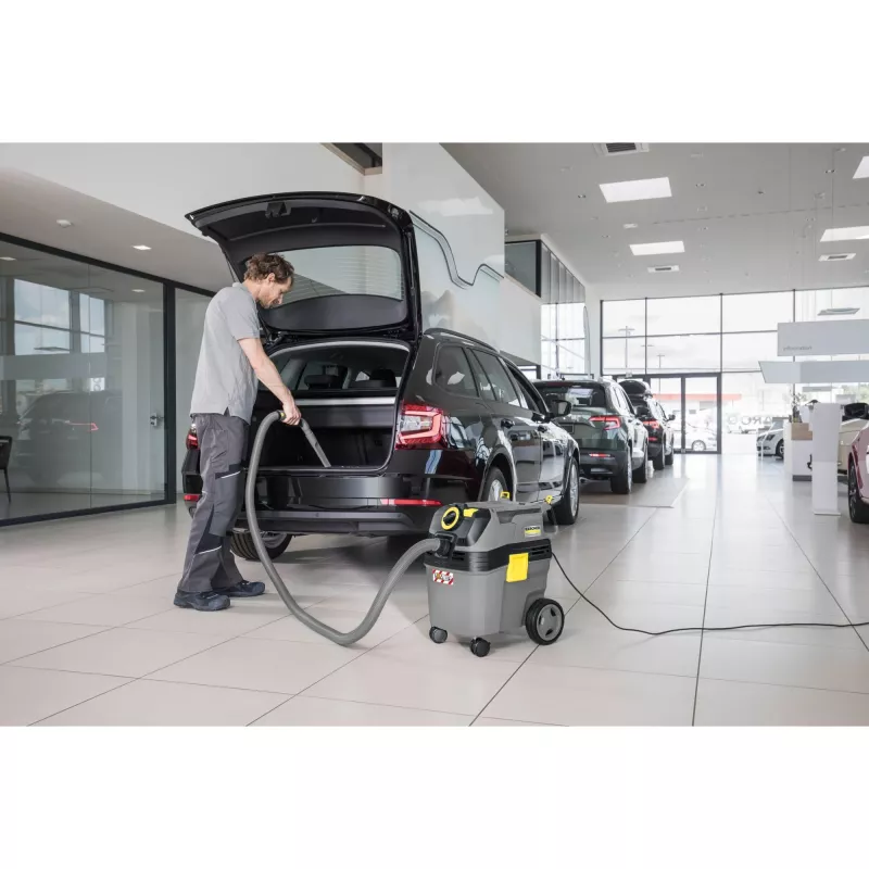 Putekļsūcējs bungas Kärcher NT 30/1 Ap L — sausai un mitrai tīrīšanai, 30 L tilpums, 1380 W, 74 l/s gaisa plūsma, 25.4 kPa