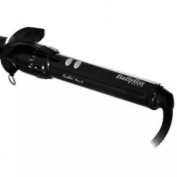 Lokšķēres BABYLISS Pro 180 19mm — 19 mm cilindrs, 150–180°C, 10 temperatūras līmeņi, grozāms vads, rozā/melna
