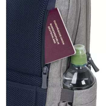 Mugursomas maciņš Rivacase 7760 39,6 cm (15,6 collu)