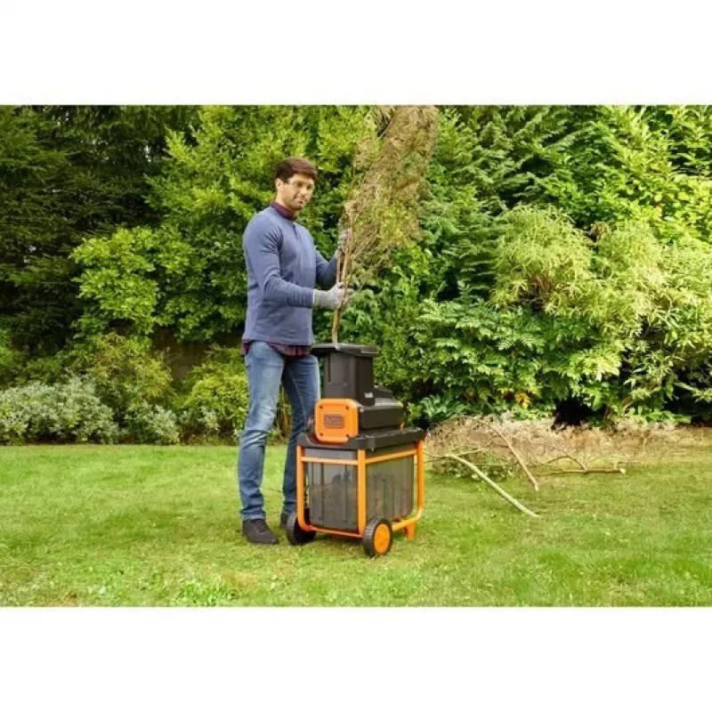 Black & Decker BEGAS5800-QS dārza smalcinātājs 2800 W 45 L