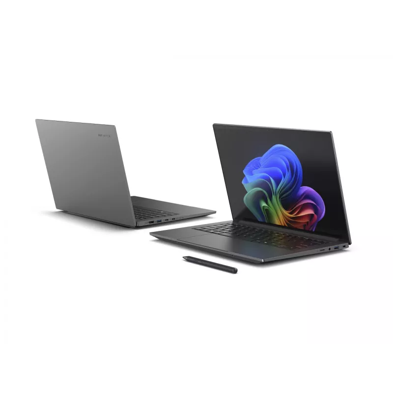 Portatīvais dators Acer Swift X 14 AI SFX14-61G — AMD Ryzen AI 9 365 2 GHz, GeForce RTX 5070, 32 GB RAM, 1.024 TB NVMe SSD (2× QLC), 14,5 collu 180° eņģe, Windows 11 Home