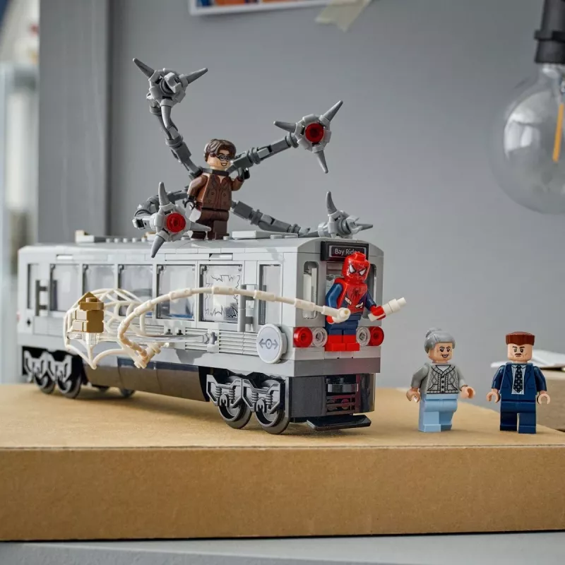 LEGO Marvel Super Heroes 76321 Spider-Man Doc Ock Subway Showdown būvēšanas komplekts, 393 gabali, 4 minifigūras, vecumam 9+