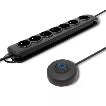 Pārsprieguma aizsargs Qoltec 50171 Melns 7 AC Kontaktligzdas 230V 1.5m