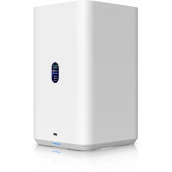 UGREEN NASync DXP4800 Plus 32TB NAS komplekts ar 4x 8TB WD Red Plus cietajiem diskiem