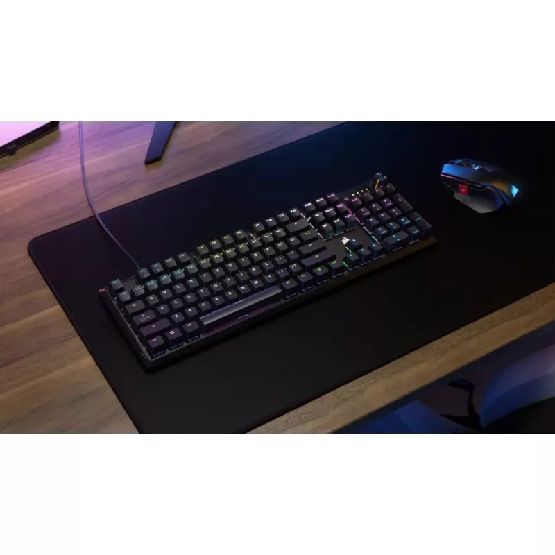 Corsair K70 Core Gaming tastatūra USB melna mehāniska pilnizmēra 104 taustiņi