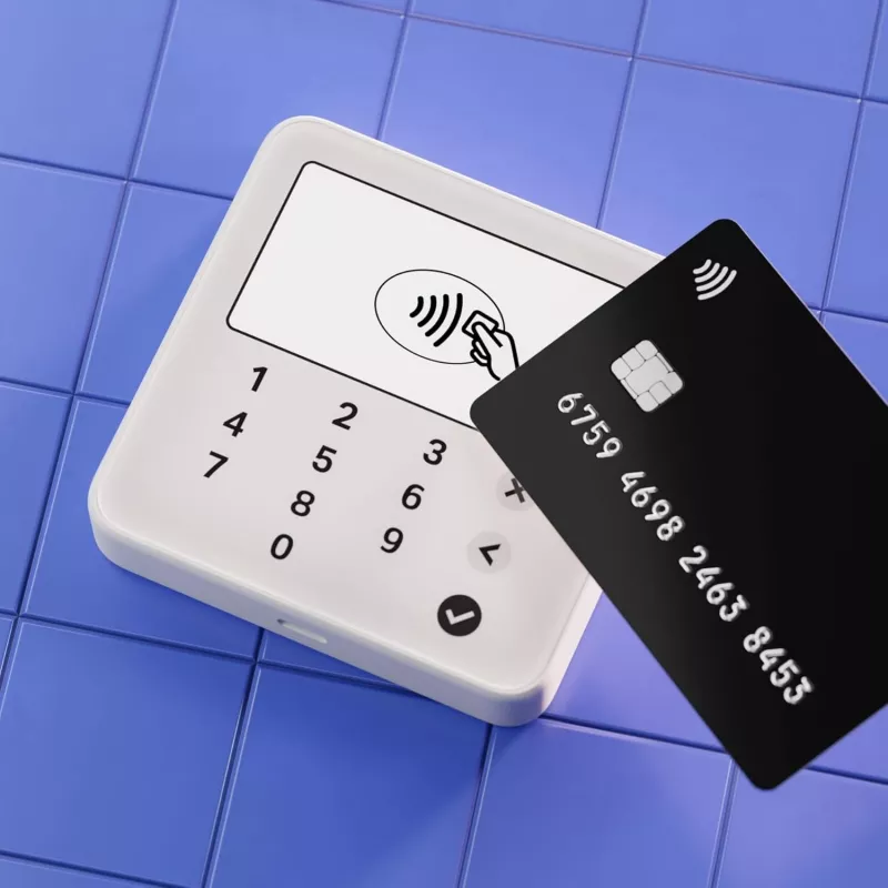 Karšu lasītājs SumUp RDR-SUL-010 — bezkontakta (NFC) un mikroshēmas (EMV) maksājumi