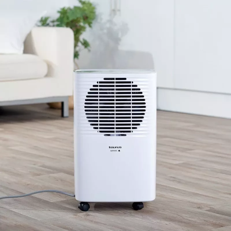 Gaisa mitruma savācējs Taurus DH1201 — 2.5 L tvertne, 90 m³/h, 210 W, 43 dB, R290