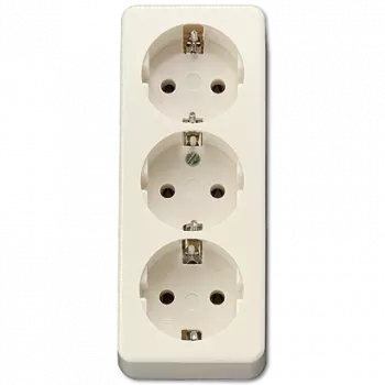JUNG 10S23LA Ziloņkaula 3P C tipa elektrības spraudnis