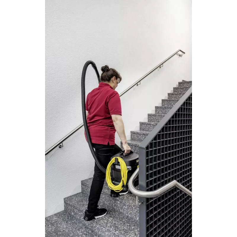 Putekļsūcējs KARCHER 1.527-222.0, 850 W, 11 L, cilindrisks, sausa tīrīšana, ar putekļu maisu, melns