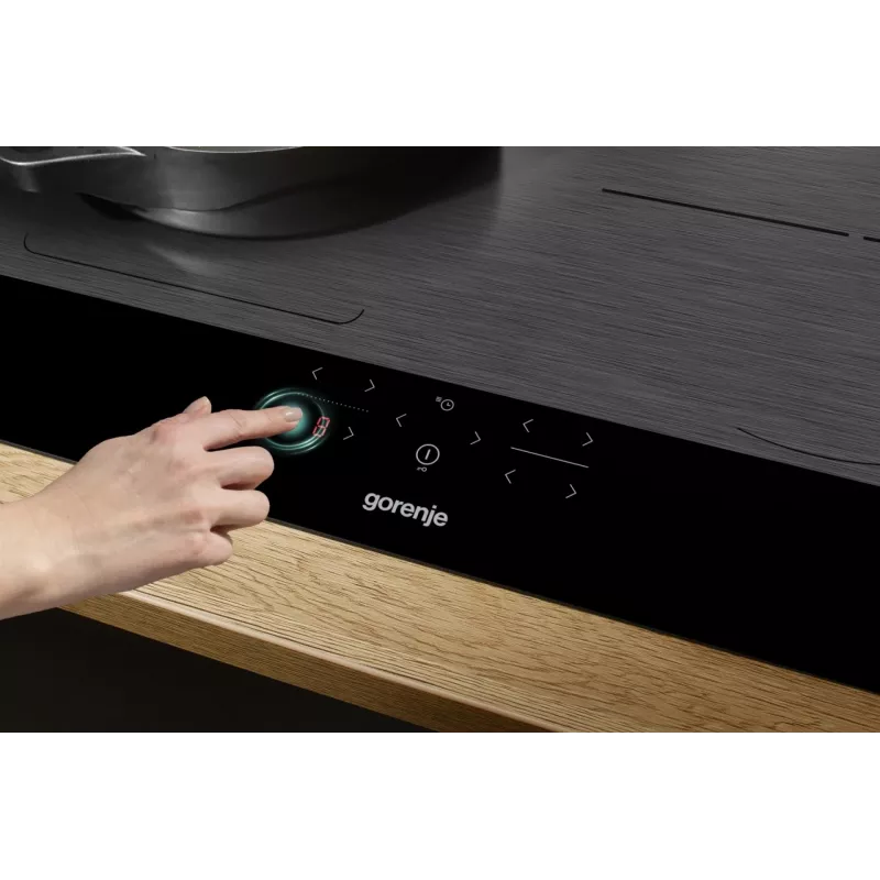 GORENJE GI6421SYB indukcijas plīts virsma