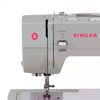 Singer 4423 šujmašīna | 23 šuves, 1 pogcaurums, pelēka