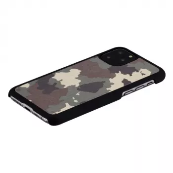 Aizsargmaciņš iPhone 11 Pro man and wood — kamuflāžas melns ar dabīgu koku