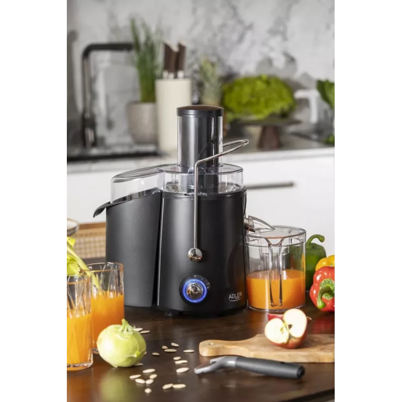 Centrbēdzes sulu spiede Adler AD 4127 — 1000 W, melna, ar sulas trauku, 3.9 kg