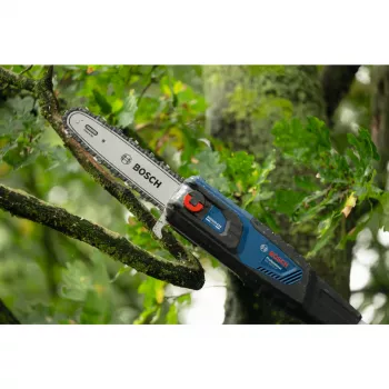 Motorzāģis uz stieņa Bosch GKE 18V-25 TP — griešanas garums 25 cm, bezvadu 18V (06008D6000)