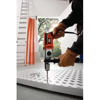 Āmura urbis 1100W 13mm BLACK+DECKER
