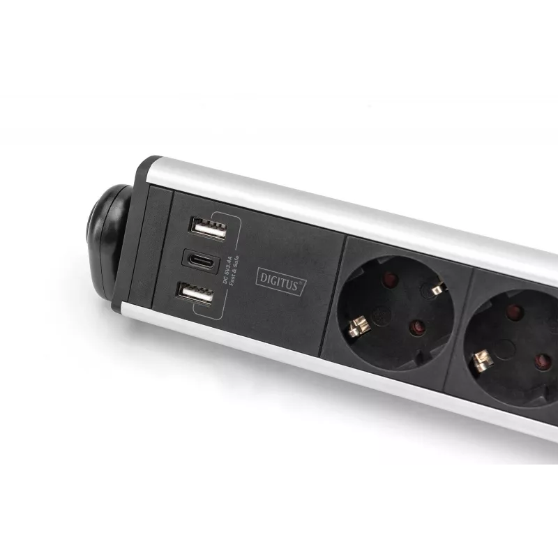 Digitus 6-vietu biroja pagarinātājs ar 3x USB portiem un 1,5 m kabeli
