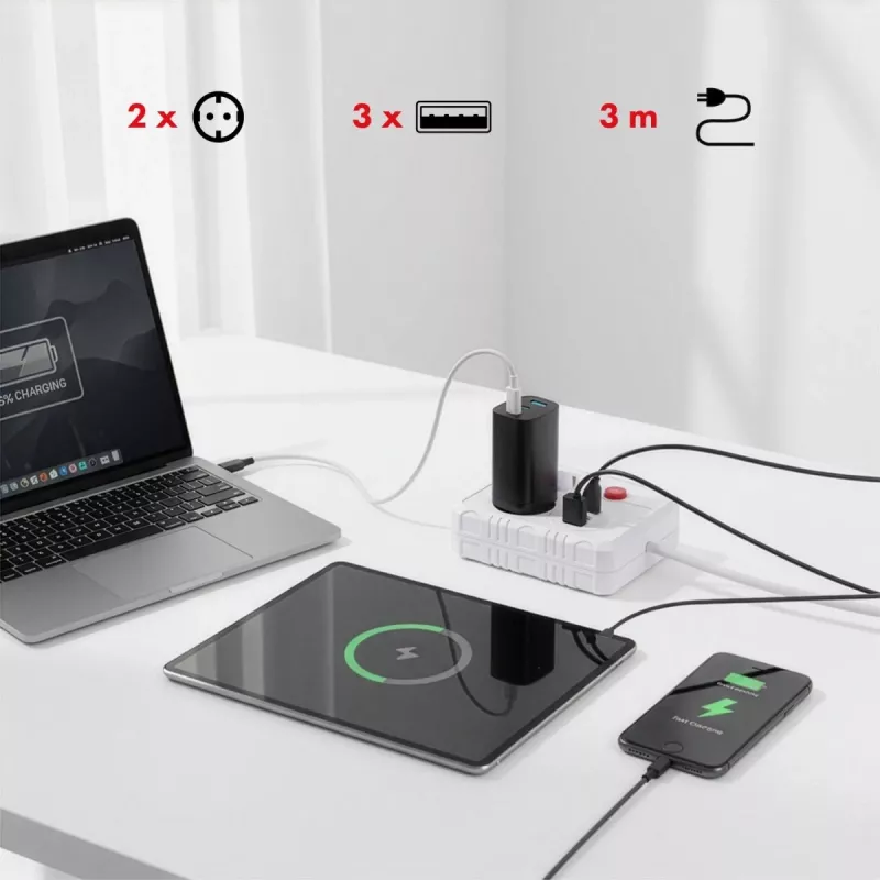 Strāvas sloksne MACLEAN MCE388 W — 2 kontaktligzdas, 3×USB, 110–240V, 2500W, 3 m vads, balta