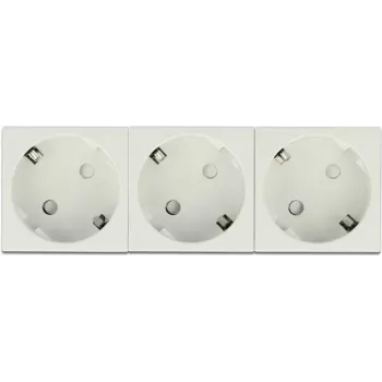 Delock Easy 45 trīskāršā kontaktligzda ar zemējumu, 45° izvietojums, 45 x 45 mm (81424)