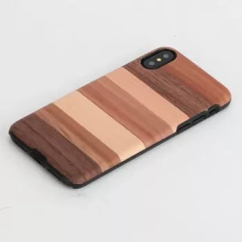 Aizsargmaciņš iPhone X/XS — melns, koks un polikarbonāts
