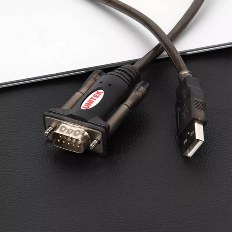 UNITEK Y-105 seriālais kabelis Melns 1.5 m USB Type-A DB-9