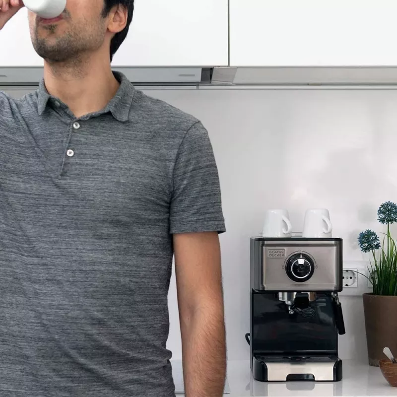 Black+Decker BXCO1200E espresso kafijas aparāts ar turētāju, 1200 W