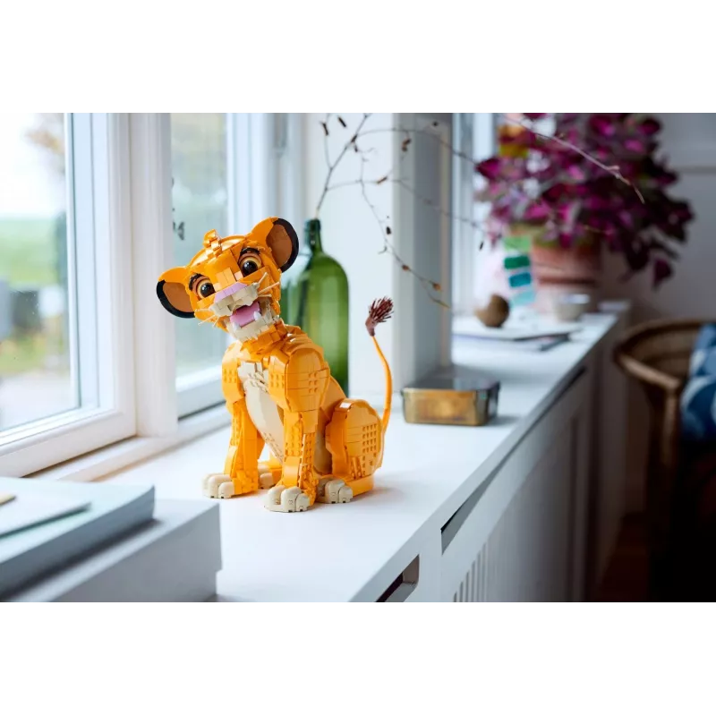 LEGO Disney Jaunais Simba — Karalis Lauva Kolekcionējama Dzīvnieka Figūras Būvēšanas Komplekts Pieaugušajiem