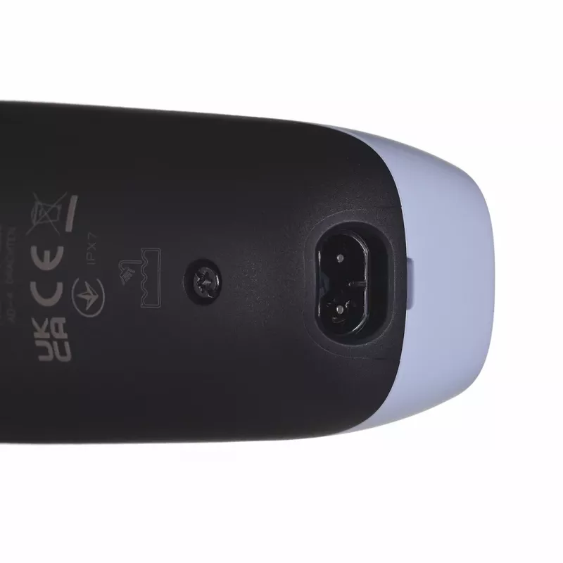 Elektriskais rotācijas skuveklis Philips 3000X Series X3003/00 — 3 galviņas, slapjai/sausai skūšanai, NiMH akumulators, 40 min darbība