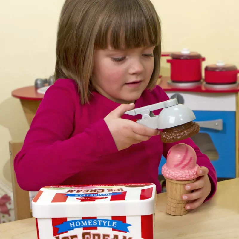 Melissa & Doug Scoop & Stack Ice Cream Set - Saldējuma komplekts