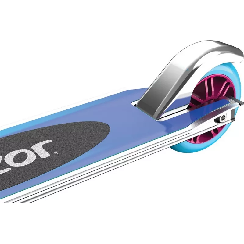 Scooter Razor A Special Edition Kids Multicolour – alumīnija klājs, PU riteņi, 2 riteņi, salokāms, max slodze 65 kg