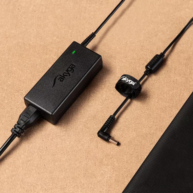 Akyga AK-ND-44 klēpjdatora lādētājs 19 V / 6,3 A, 120 W, 5,5 x 2,5 mm, 1,2 m