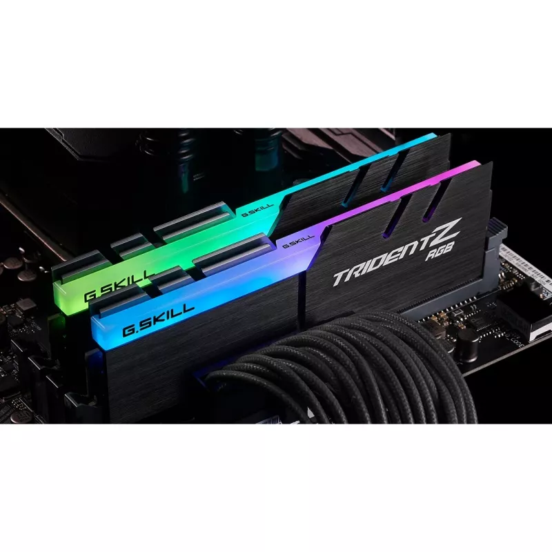 G.Skill Trident Z RGB 16 GB DDR4-4000 (2x 8 GB) Dual-Kit, F4-4000C18D-16GTZRB, melna