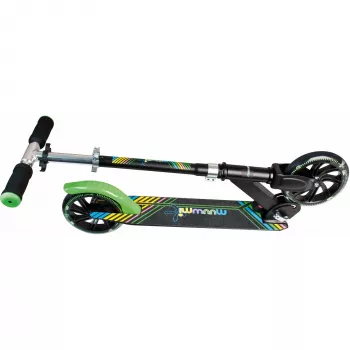 Piekrējējs Muuwmi Aluminium NEON 180 mm ar gaismām – alumīnija klājs, 180 mm riteņi, iebūvētas LED gaismas