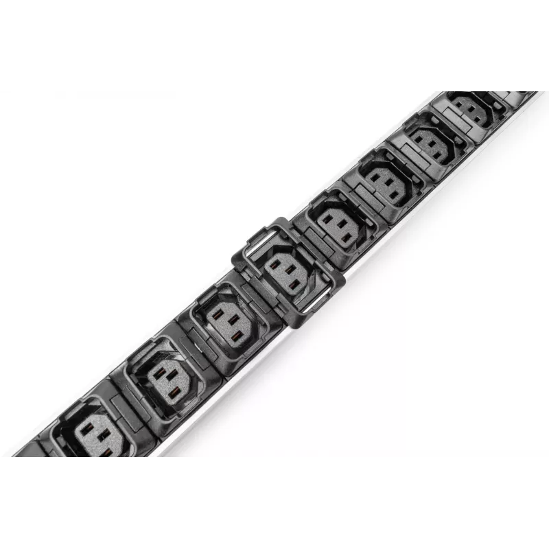 Digitus Basic IT PDU 1-fāzes 16A 24 x C13 3 x C19 3m kabelis